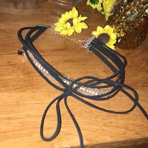 choker necklace